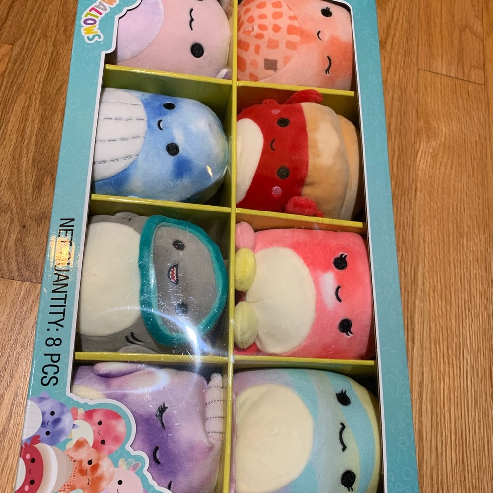 Squishmallows collection- 8 total NEW